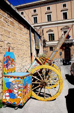 FOLCLORE siciliano Fotografie di Giulio Azzarello ©2014. FOLCLORE siciliano Fotografie di Giulio Azzarello ©2014.