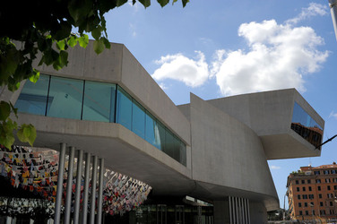 MUSEO MAXXI contemporaneo a Roma panoramiche e particolari. Fotografie di Giulio Azzarello ©2014. MUSEO MAXXI contemporaneo a Roma panoramiche e particolari. Fotografie di Giulio Azzarello ©2014.