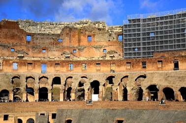 COLOSSEO Roma. Fotografie di Giulio Azzarello ©2020. COLOSSEO Roma. Fotografie di Giulio Azzarello ©2020.
