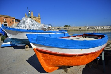 BARCHE da PESCA fotografie di Giulio Azzarello &copy;2019.
