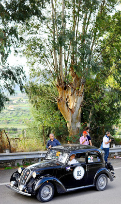 TARGA FLORIO storica in Sicilia. Fotografie di Giulio Azzarello ©2015 2016. TARGA FLORIO storica in Sicilia. Fotografie di Giulio Azzarello ©2015 2016.