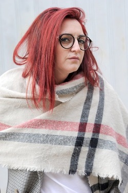 LUCREZIA artista modella attrice. Fotografie di Giulio Azzarello &copy;2018.