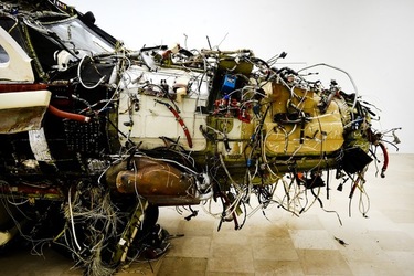 AEREO SMONTATO E ROVESCIATO Biennale di Venezia fotografie di Giulio Azzarello &copy;2020.