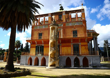 CASINA CINESE a Palermo. Fotografie di Giulio Azzarello &copy;2014.
