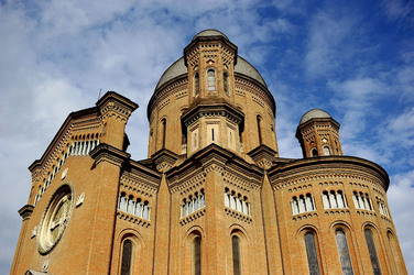 MODENA centro storico. Fotografie di Giulio Azzarello ©2016. MODENA centro storico. Fotografie di Giulio Azzarello ©2016.