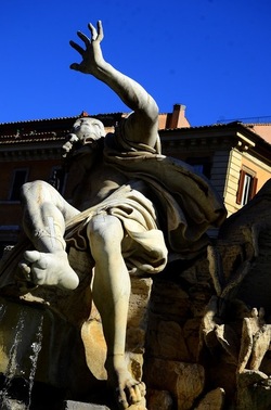 PIAZZA NAVONA Roma. Fotografie di Giulio Azzarello ©2020. PIAZZA NAVONA Roma. Fotografie di Giulio Azzarello ©2020.