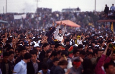 NEWROZ marzo 2001. Curdistan turco. Fotografie di Giulio Azzarello ©2001 2022. NEWROZ marzo 2001. Curdistan turco. Fotografie di Giulio Azzarello ©2001 2022.