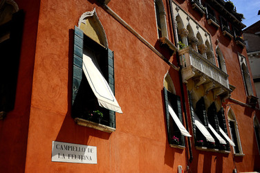 CENTRO STORICO DI VENEZIA fotografie di Giulio Azzarello ©2016. CENTRO STORICO DI VENEZIA fotografie di Giulio Azzarello ©2016.