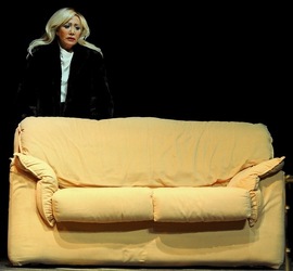 ANTONELLA RIZZO attrice siciliana italiana. Fotografie di Giulio Azzarello &copy;2018.