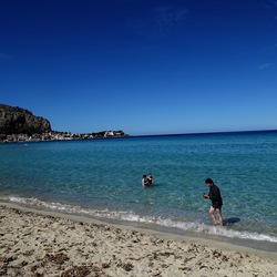 MONDELLO. Fotografie di Giulio Azzarello ©2024.