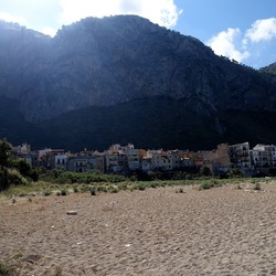 PERIFERIE. Fotografie di Giulio Azzarello &copy;2022.