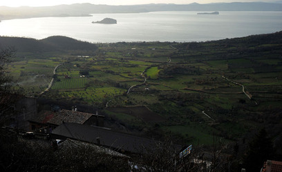 MONTEFIASCONE E IL LAGO DI BOLSENA. Fotografie di Giulio Azzarello &copy;2014.