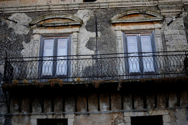 POLIZZI GENEROSA in Sicilia. Fotografie di Giulio Azzarello ©2014. POLIZZI GENEROSA in Sicilia. Fotografie di Giulio Azzarello ©2014.