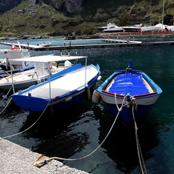 BARCHE. Fotografie di Giulio Azzarello ©2022.