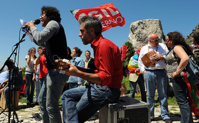 PORTELLA della Ginestra in Sicilia. Fotografie di Giulio Azzarello &copy;2014.