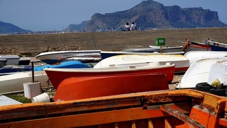 BARCHE. Fotografie di Giulio Azzarello ©2022.