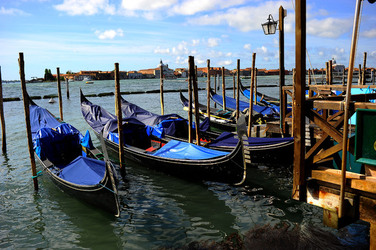LUNGOMARE di VENEZIA. Fotografie di Giulio Azzarello &copy;2016.