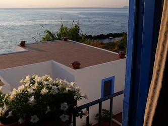 ISOLA DI SALINA arcipelago delle Eolie in Sicilia. Fotografie di Giulio Azzarello ©2014. ISOLA DI SALINA arcipelago delle Eolie in Sicilia. Fotografie di Giulio Azzarello ©2014.