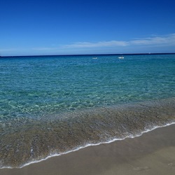 MONDELLO. Fotografie di Giulio Azzarello ©2024.