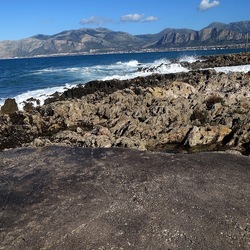 COSTA SICILIANA. Fotografie di Giulio Azzarello &copy;2022.
