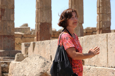 PAOLA PACE attrice italiana di origini siciliane Palermo ritratti a Sellinunte. Fotografie di Giulio Azzarello ©2014.