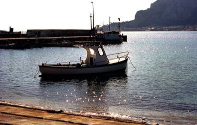 MONDELLO fotografie di Giulio Azzarello ©2021. MONDELLO fotografie di Giulio Azzarello ©2021.