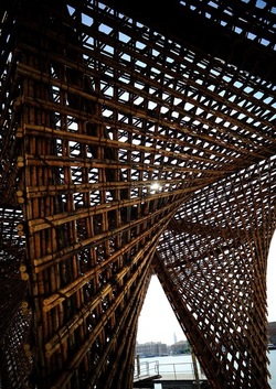 STRUTTURA di LEGNO BIENNALE di ARCHITETTURA di VENEZIA. Foto di G.Azzarello ©2018. STRUTTURA di LEGNO BIENNALE di ARCHITETTURA di VENEZIA. Foto di G.Azzarello ©2018.