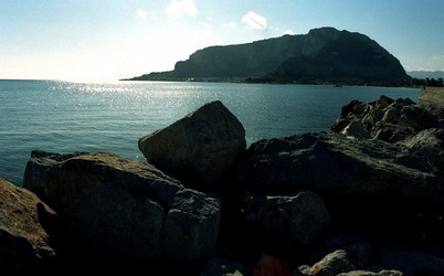 MONDELLO fotografie di Giulio Azzarello ©2021. MONDELLO fotografie di Giulio Azzarello ©2021.