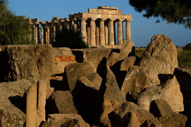 SELINUNTE il sito e parco archeologico. Fotografie di Giulio Azzarello &copy;2014.