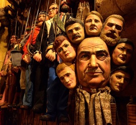 OPERA dei PUPI di Mimmo e Giacomo Cuticchio. Fotografie di Giulio Azzarello ©2020. OPERA dei PUPI di Mimmo e Giacomo Cuticchio. Fotografie di Giulio Azzarello ©2020.