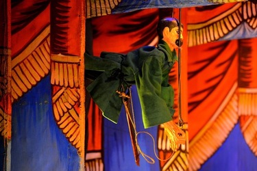 OPERA dei PUPI di Mimmo e Giacomo Cuticchio. Fotografia di Giulio Azzarello ©2020. OPERA dei PUPI di Mimmo e Giacomo Cuticchio. Fotografia di Giulio Azzarello ©2020.