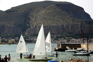 MONDELLO. Fotografe di Giulio Azzarello &copy;2023.
