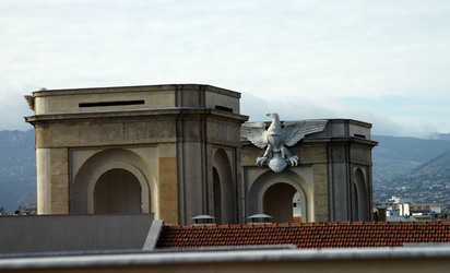 FOTOGRAFIE SPECIALI bianco e nero colore astratto concettuale grafico. Fotografie di Giulio Azzarello &copy;2014.