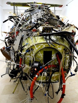 AEREO SMONTATO E ROVESCIATO Biennale di Venezia fotografie di Giulio Azzarello &copy;2020.