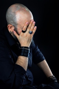 ALESSIO BOSCO musicista compositore. Fotografie di Giulio Azzarello &copy;2018.