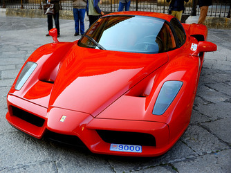 FERRARI in mostra. Fotografie di Giulio Azzarello ©2016.