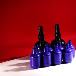 BOTTIGLIE. Fotografia di Giulio Azzarello &copy;2023.