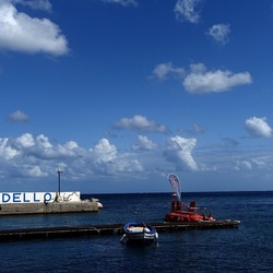 MONDELLO. Fotografe di Giulio Azzarello &copy;2023.