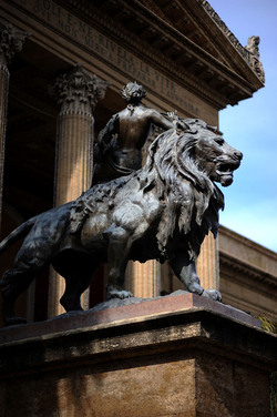 TEATRO Massimo di Palermo visioni panoramiche e particolari. Fotografie di Giulio Azzarello ©2014. TEATRO Massimo di Palermo visioni panoramiche e particolari. Fotografie di Giulio Azzarello ©2014.