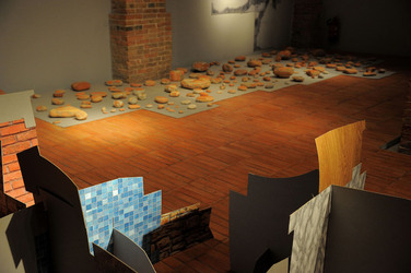 Installazione di Anne Clemence DeGrollee alla GAM di Palermo. Fotografie di Giulio Azzarello ©2017. Installazione di Anne Clemence DeGrollee alla GAM di Palermo. Fotografie di Giulio Azzarello ©2017.