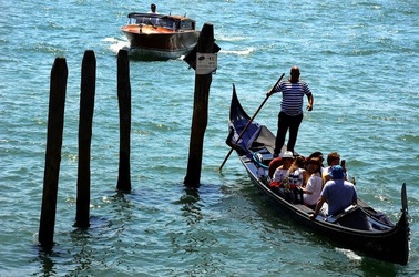 VENEZIA fotografie di Giulio Azzarello &copy;2019.