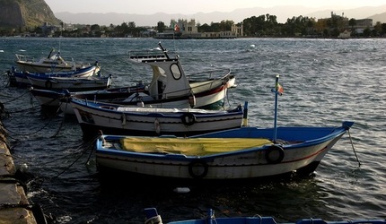 LUOGHI SICILIANI fotografie di Giulio Azzarello ©2020