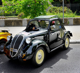 RADUNO di Auto e Moto classiche. Fotografie di Giulio Azzarello &copy;2016.