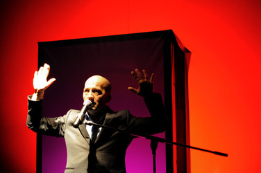 DARIO FERRARI E NINA LOMBARDINO attori italiani. Fotografie di Giulio Azzarello &copy;2014.