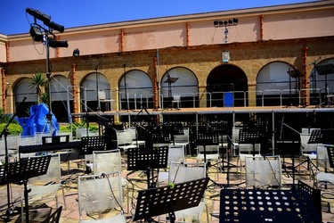 BACKSTAGE fotografie di Giulio Azzarello ©2020.