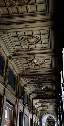 BOLOGNA centro storico. Fotografie di Giulio Azzarello &copy;2018.
