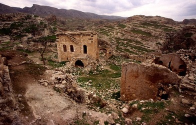 HASANKEYF Kurdistan turco. Fotografie di Giulio Azzarello ©2001 2022. HASANKEYF Kurdistan turco. Fotografie di Giulio Azzarello ©2001 2022.