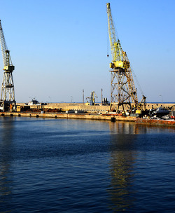 IL GOLFO E IL PORTO DI PALERMO. Fotografie di Giulio Azzarello &copy;2015 2016.