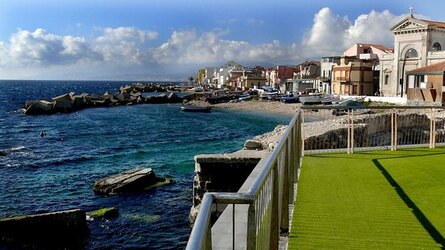 CAPO PELORO borgo marinaro dello stretto di Messina. Fotografie di Giulio Azzarello ©2014.