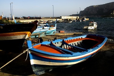 LUOGHI SICILIANI fotografie di Giulio Azzarello ©2020